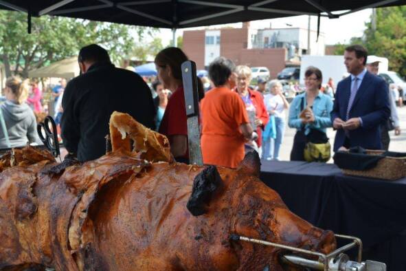 New Trends in the BBQ Catering Industry revolving around Pig Roasts